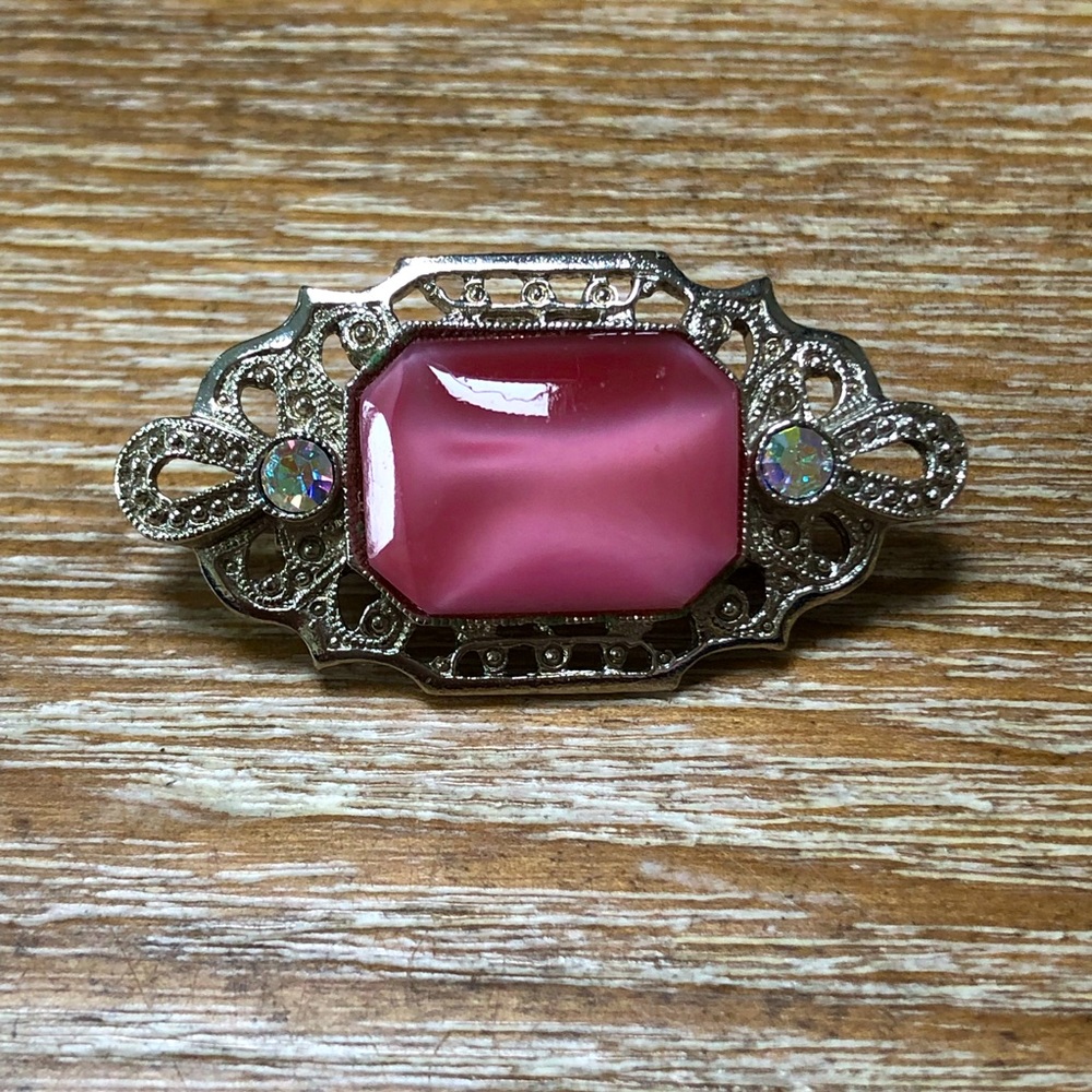 Vintage pin